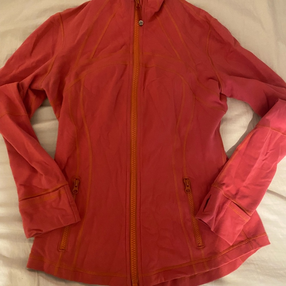 Lululemon Athletica Coral define jacket